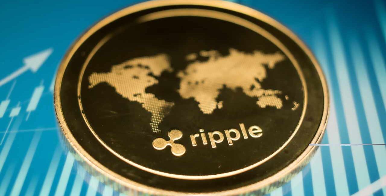 Ripple’s Failed Bid Explained: Expert Sees Circle’s $10B IPO Play Brewing