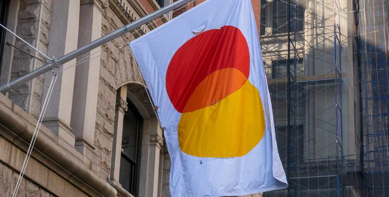 Mastercard Enables Stablecoin Use at 150M Merchants With Moonpay