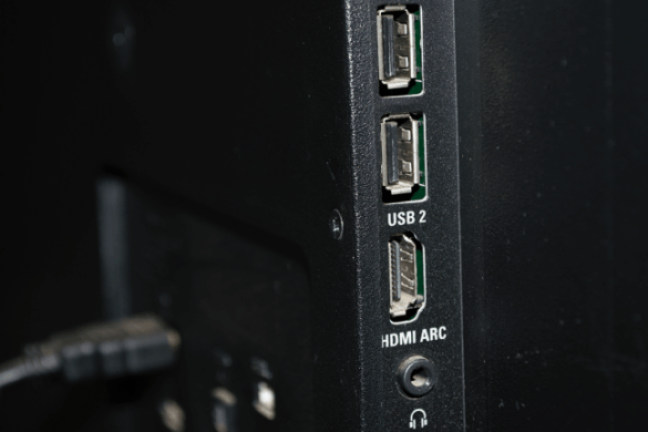 TV USB Ports Are More Useful Than They Look, With Four Practical Ways to Use Them